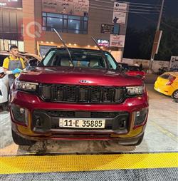 جیپ گراند شیرۆکی